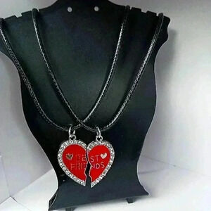 Best friends hear necklaces